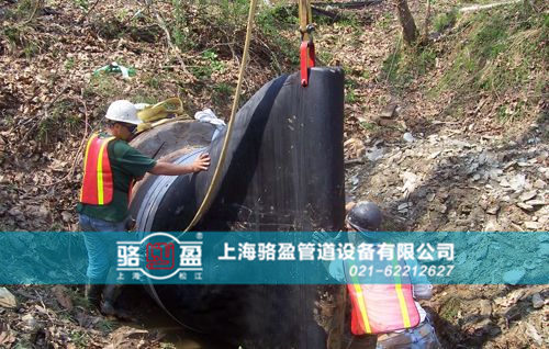 法蘭式<a href=http://zhonggutong.com/ target=_blank class=infotextkey>橡膠鴨嘴閥</a>的相關(guān)特點